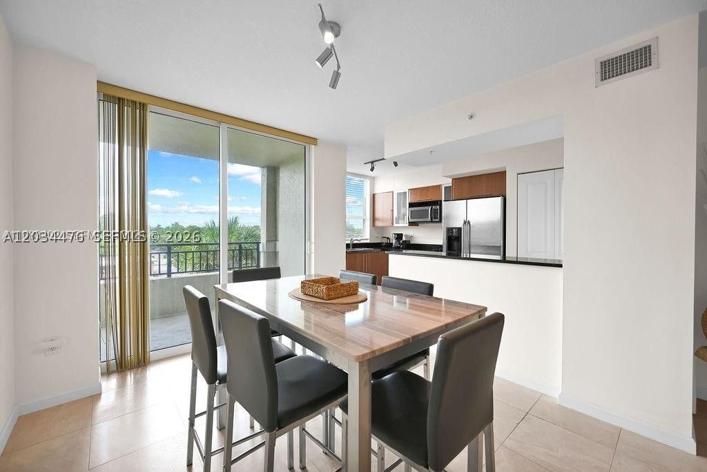 Photo of 610 W Las Olas Blvd #312N, Fort Lauderdale, FL 33312 (MLS # A12034476)