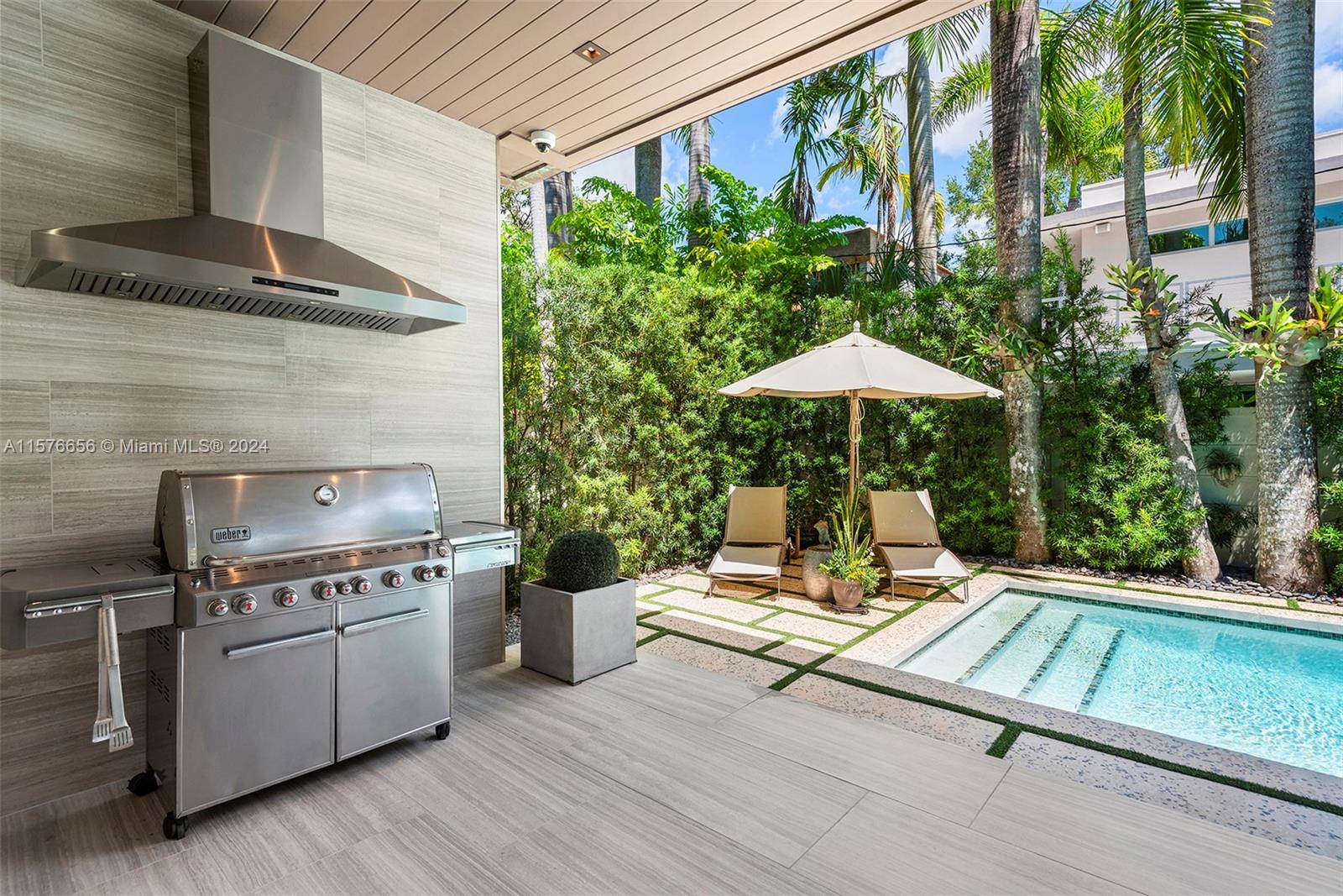 HARDING GROVE OAK - Residential