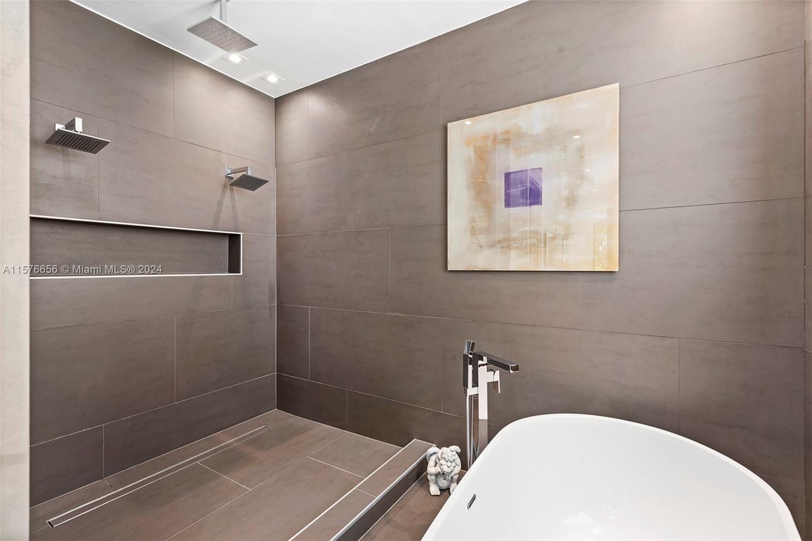 HARDING GROVE OAK - Residential