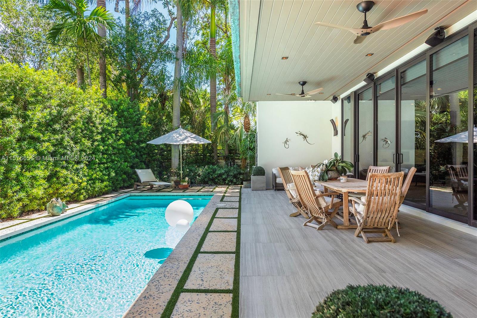 HARDING GROVE OAK - Residential