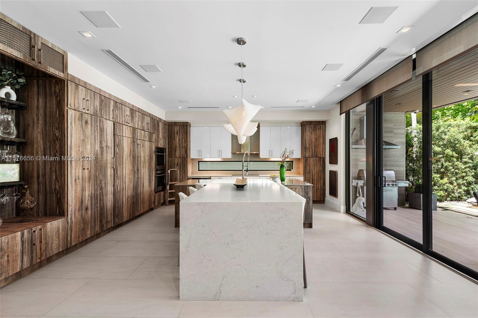 HARDING GROVE OAK - Residential