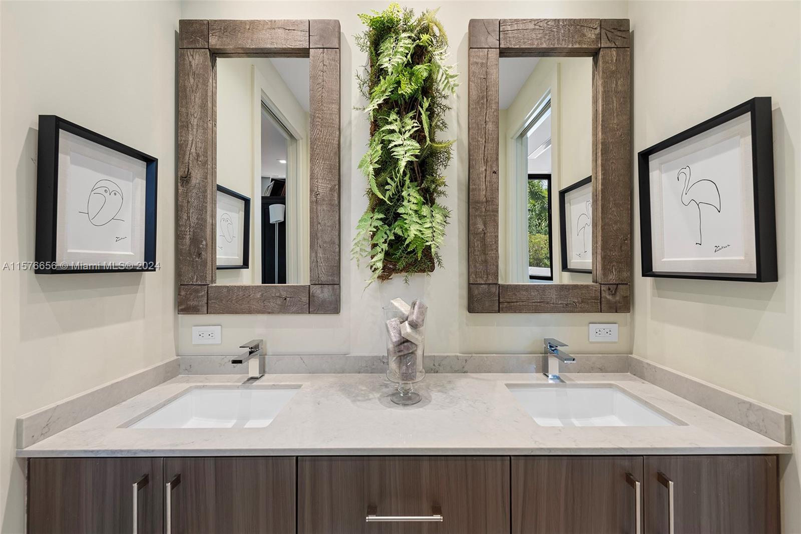 HARDING GROVE OAK - Residential