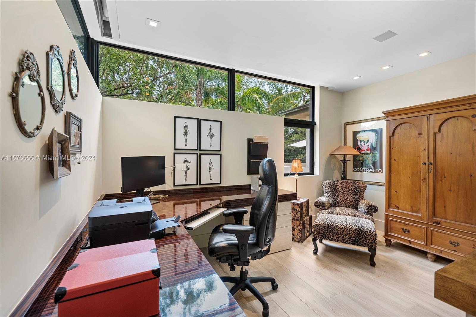 HARDING GROVE OAK - Residential