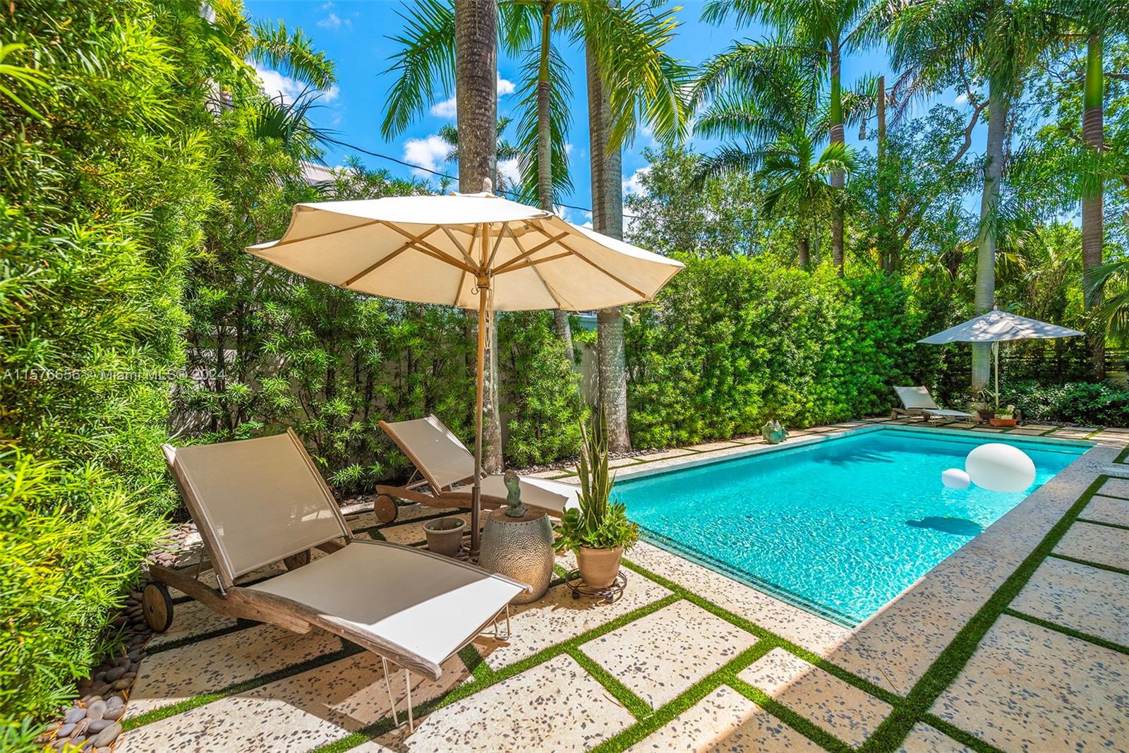 HARDING GROVE OAK - Residential