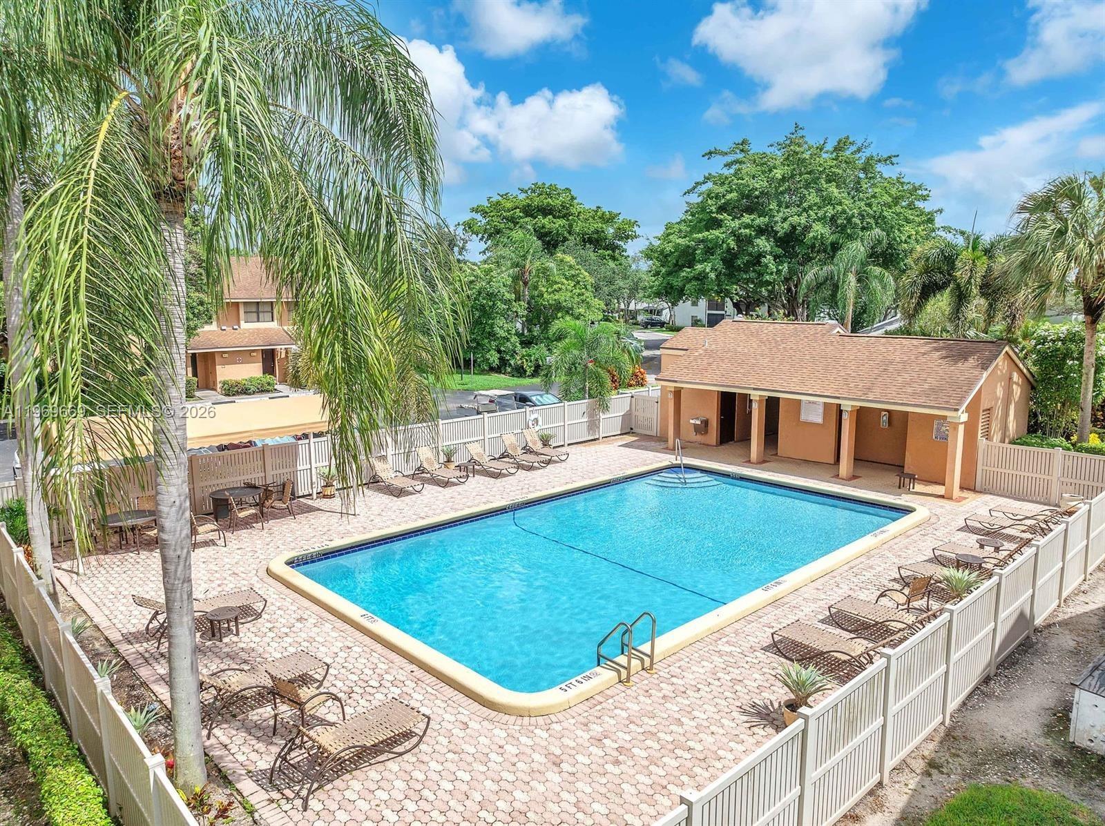 TARTAN COCONUT CREEK PHAS - Residential