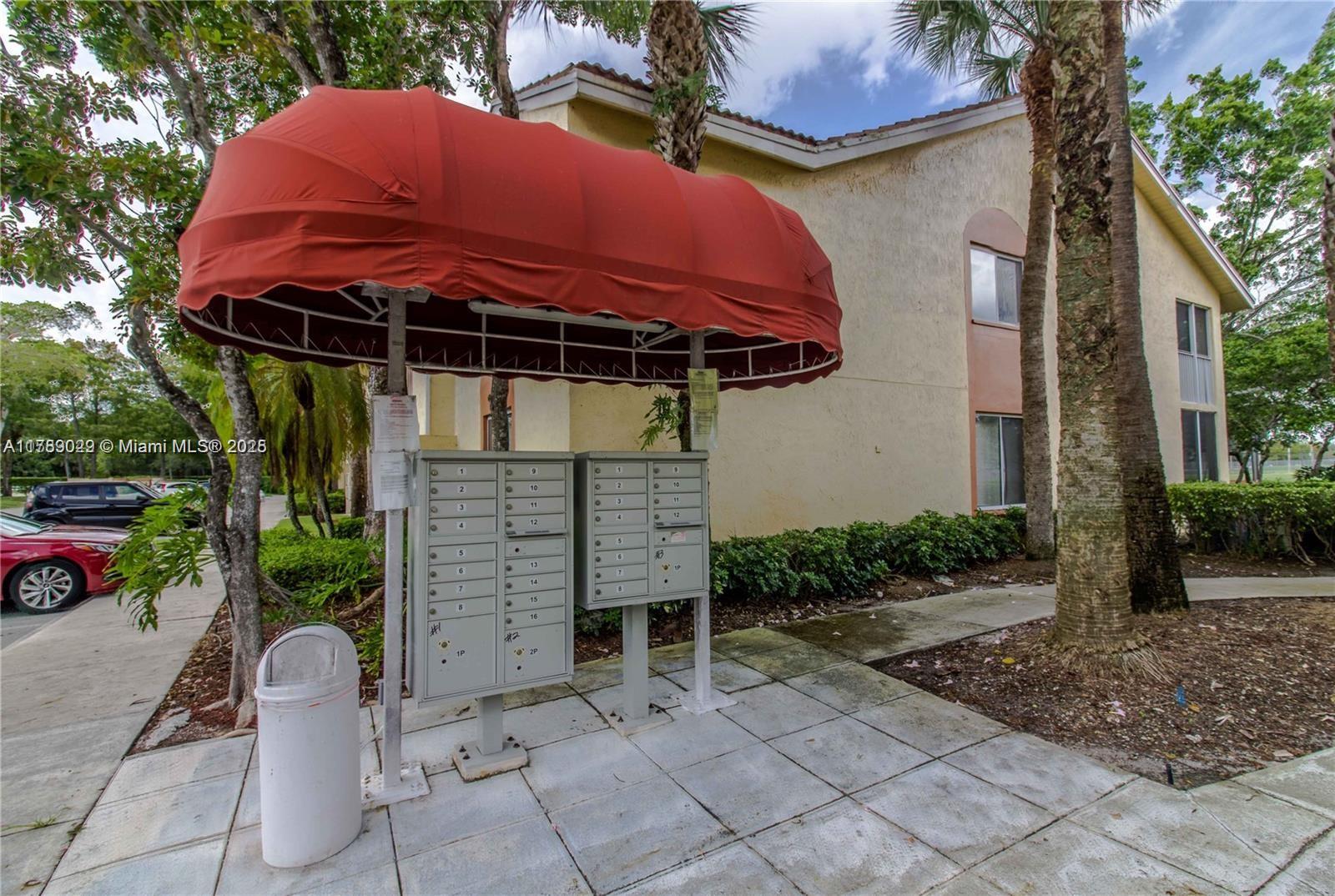 NAPOLI GARDENS AT CORAL S - Residential Lease