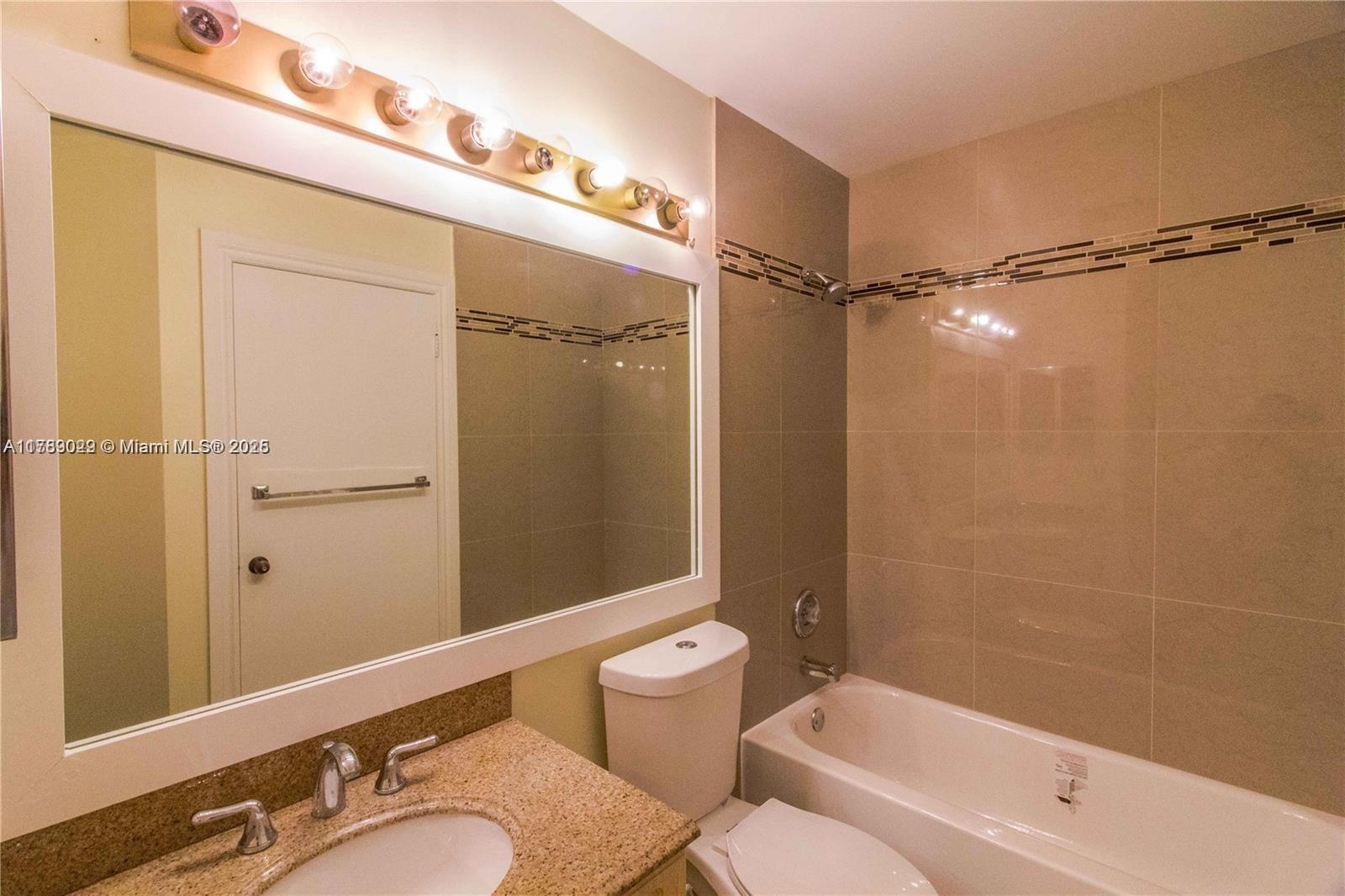 NAPOLI GARDENS AT CORAL S - Residential Lease