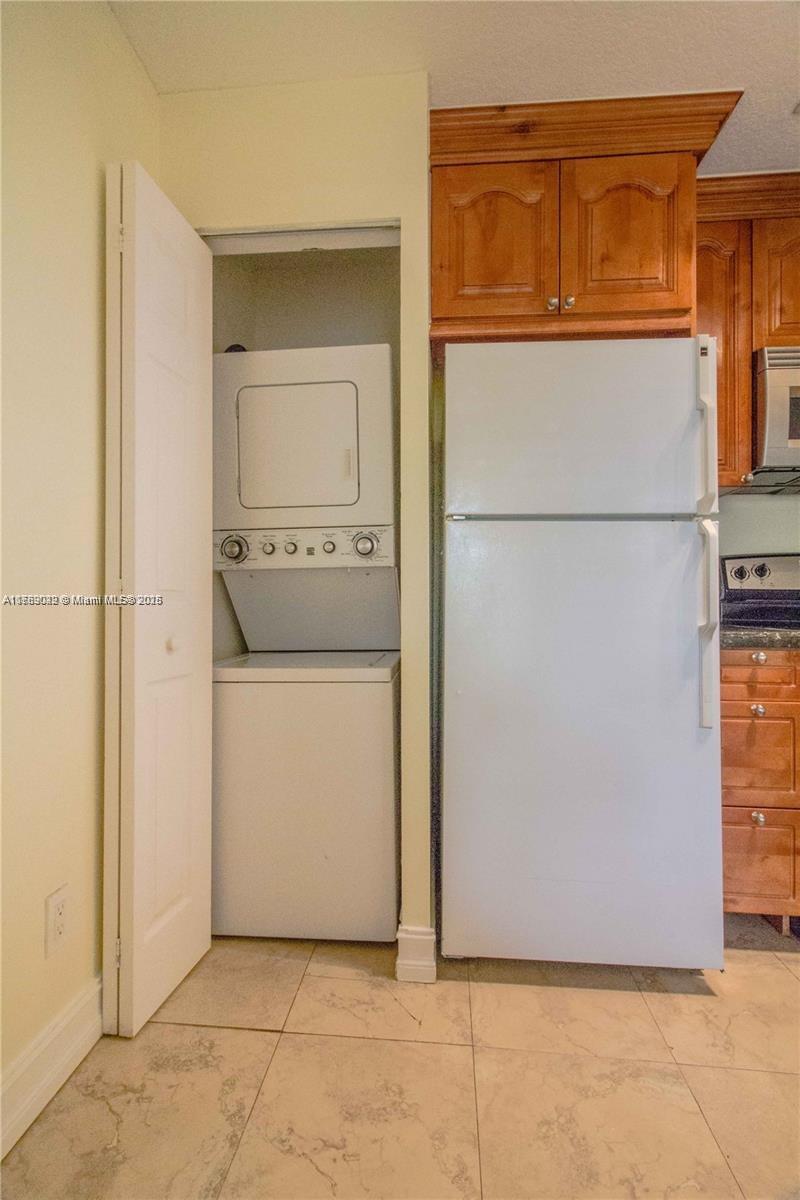 NAPOLI GARDENS AT CORAL S - Residential Lease