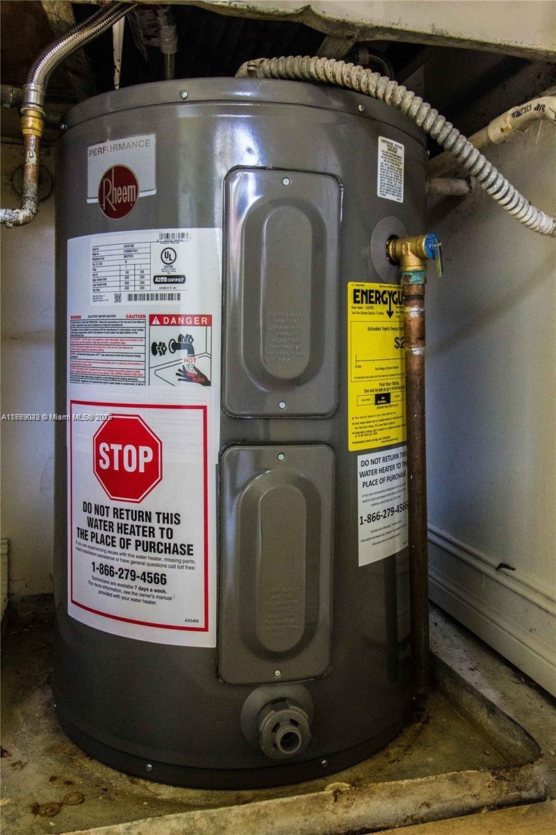 NAPOLI GARDENS AT CORAL S - Residential Lease