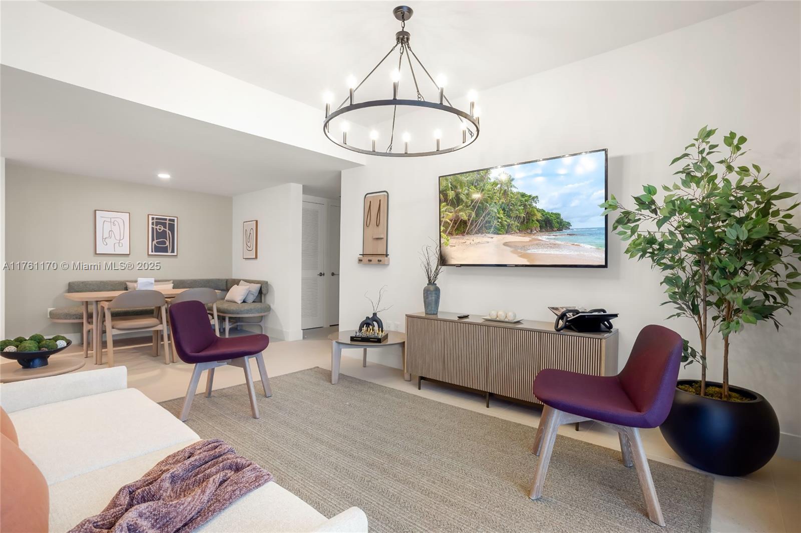 601 NE 1st Av 3401