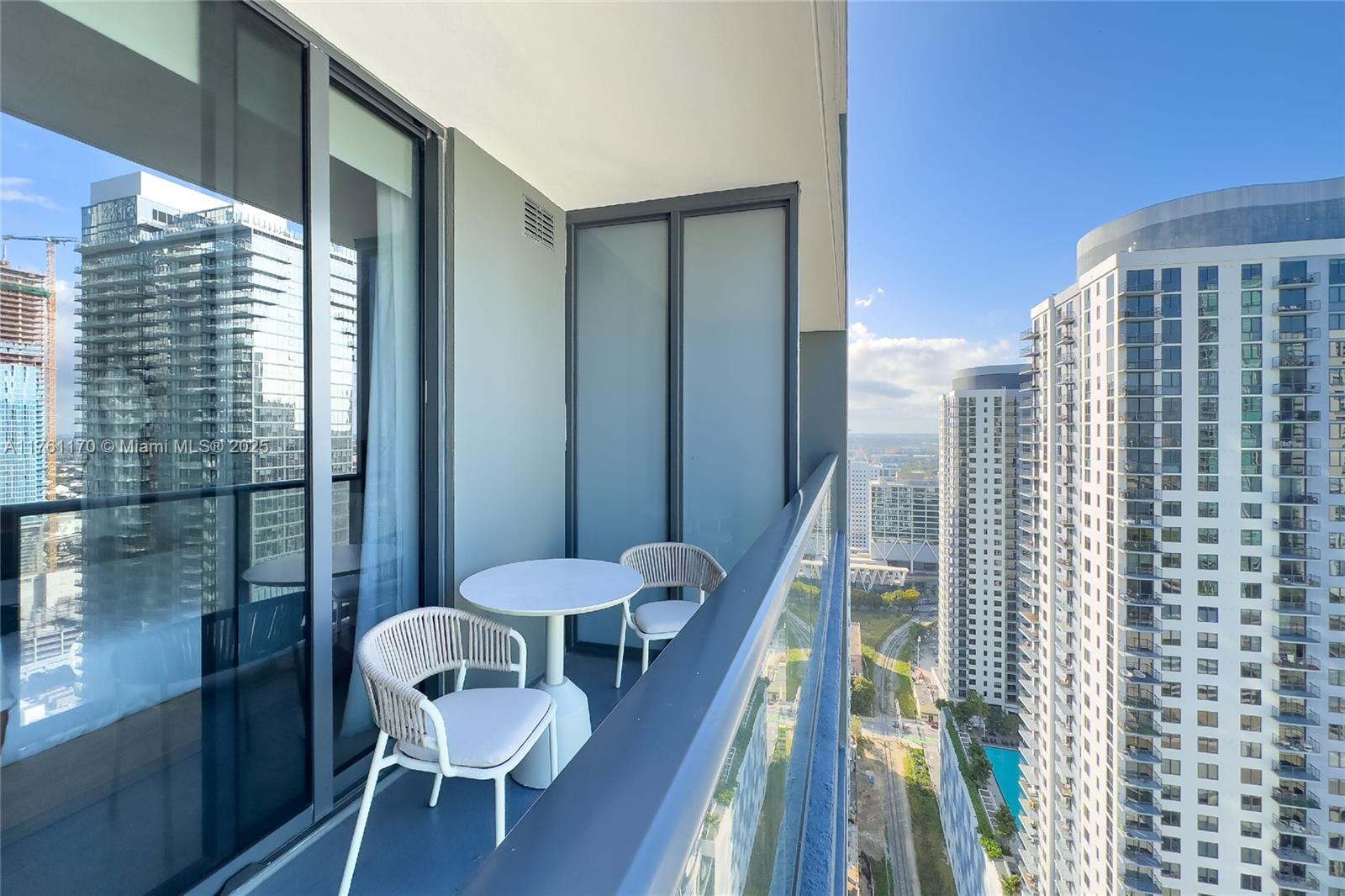 NATIIVO / GALE RESIDENCES - Residential