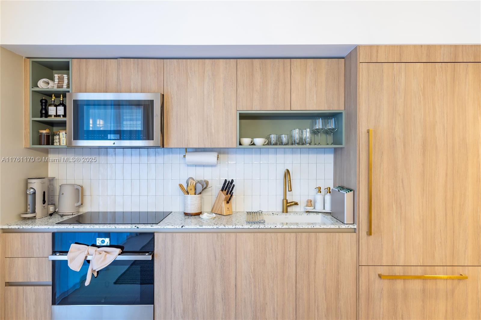 NATIIVO / GALE RESIDENCES - Residential