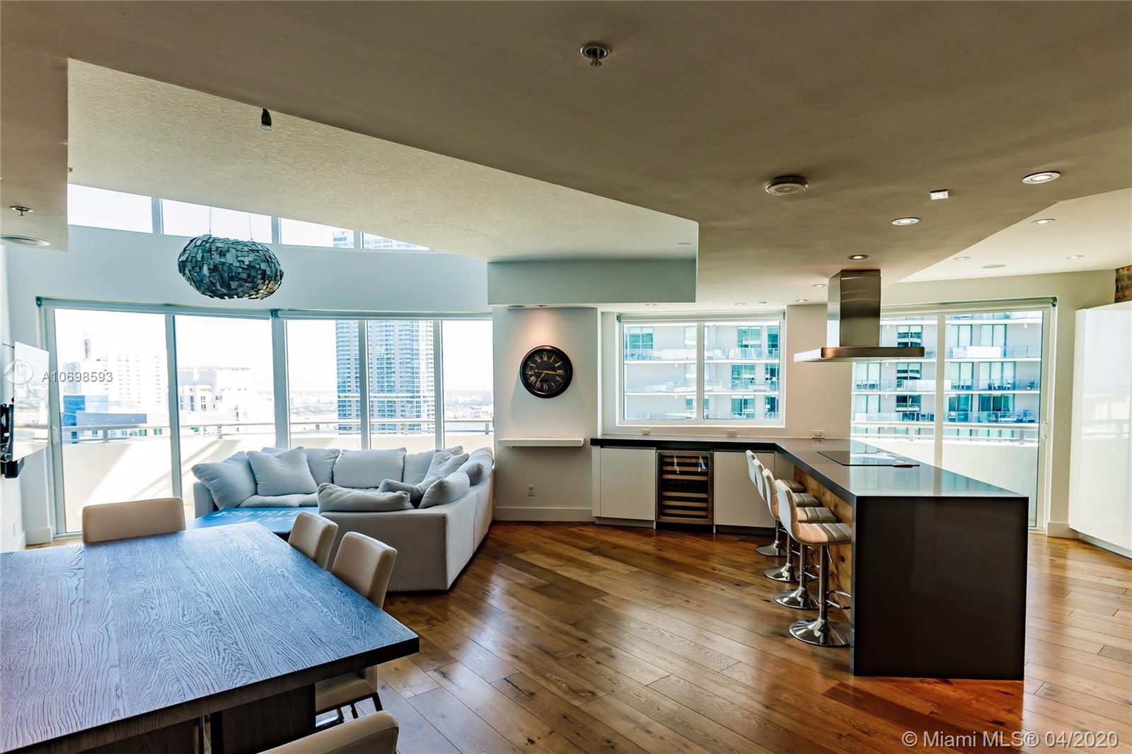 INFINITY AT BRICKELL COND - Residential