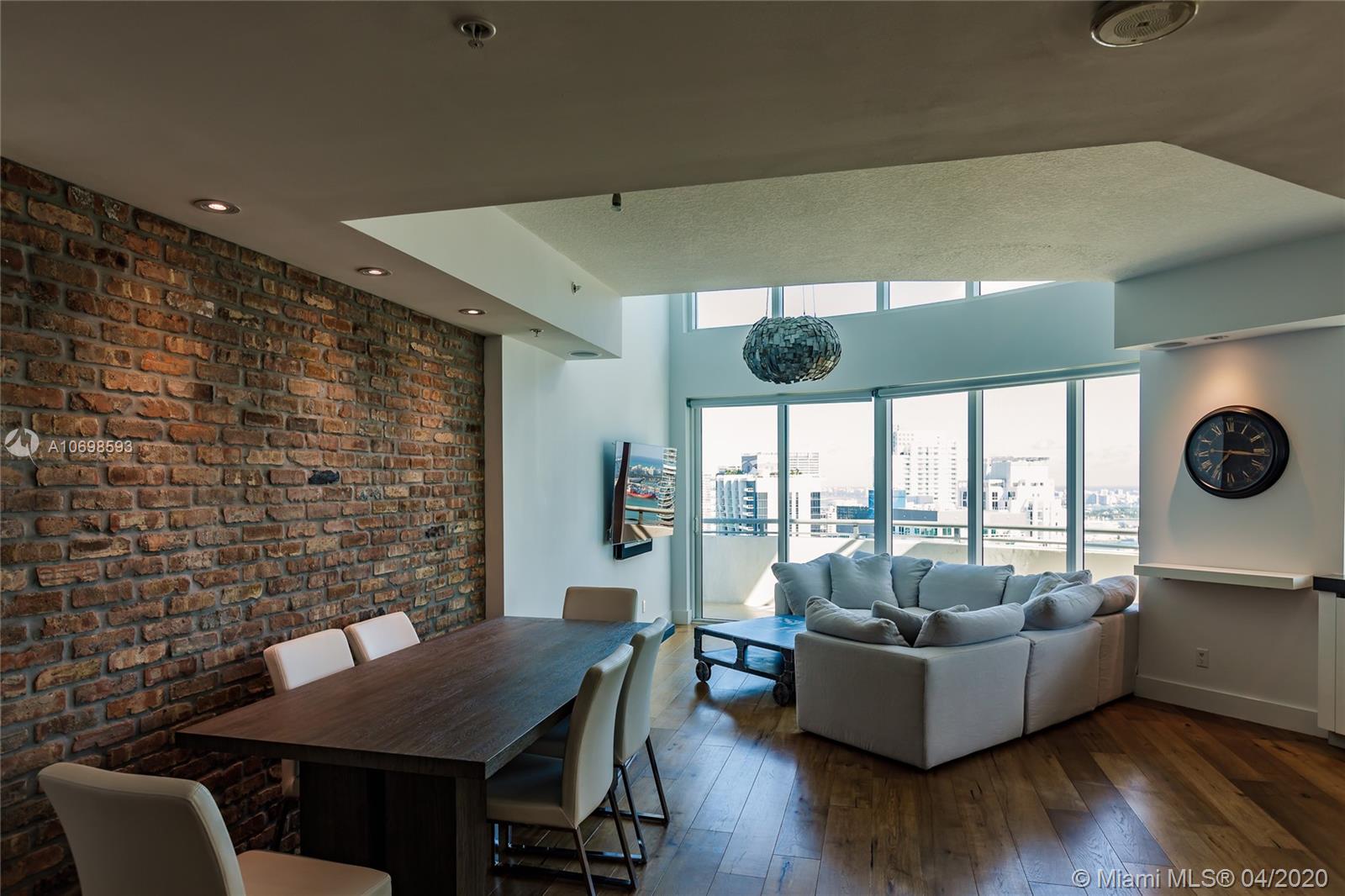 INFINITY AT BRICKELL COND - Residential