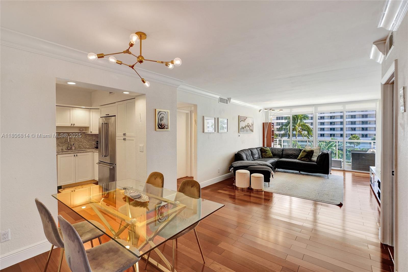 Rental Property at 5600 Collins Ave 5C, Miami Beach, Miami-Dade County, Florida - Bedrooms: 2 
Bathrooms: 2  - $3,650 MO.