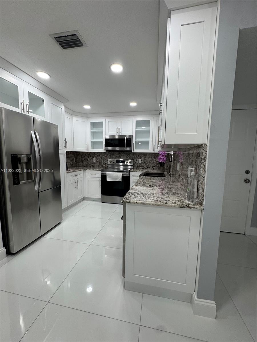 3364 NW 47th Ave 3266