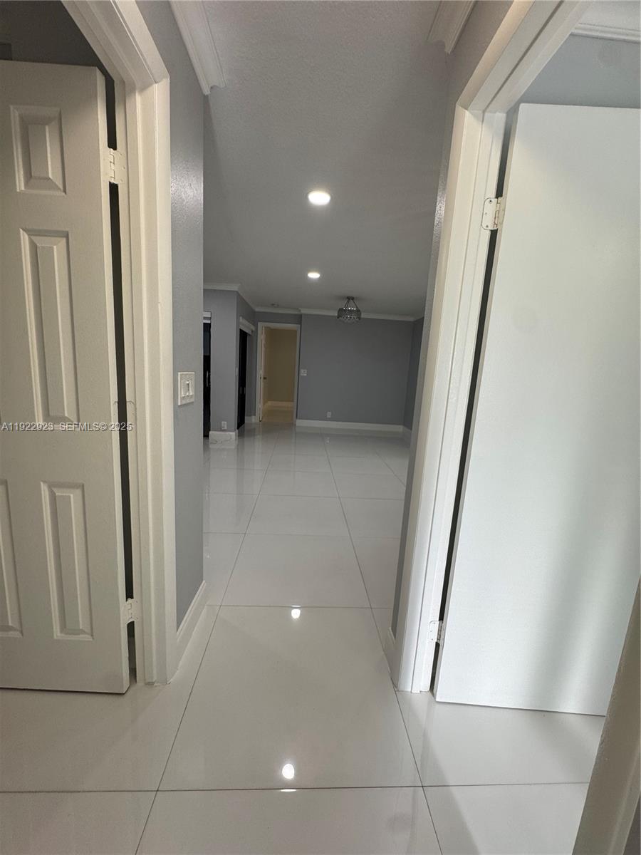 KARANDA VILLAGE V-B CONDO - Residential