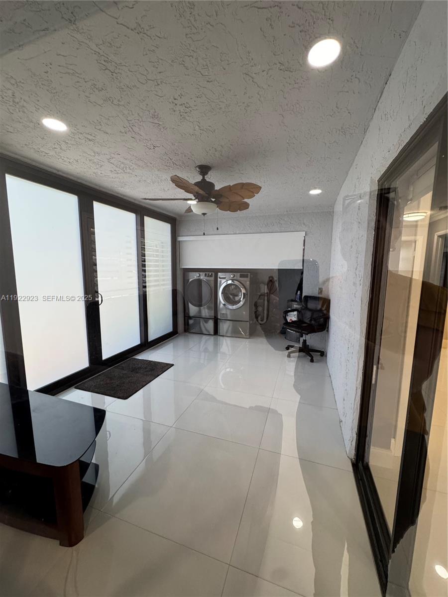 KARANDA VILLAGE V-B CONDO - Residential