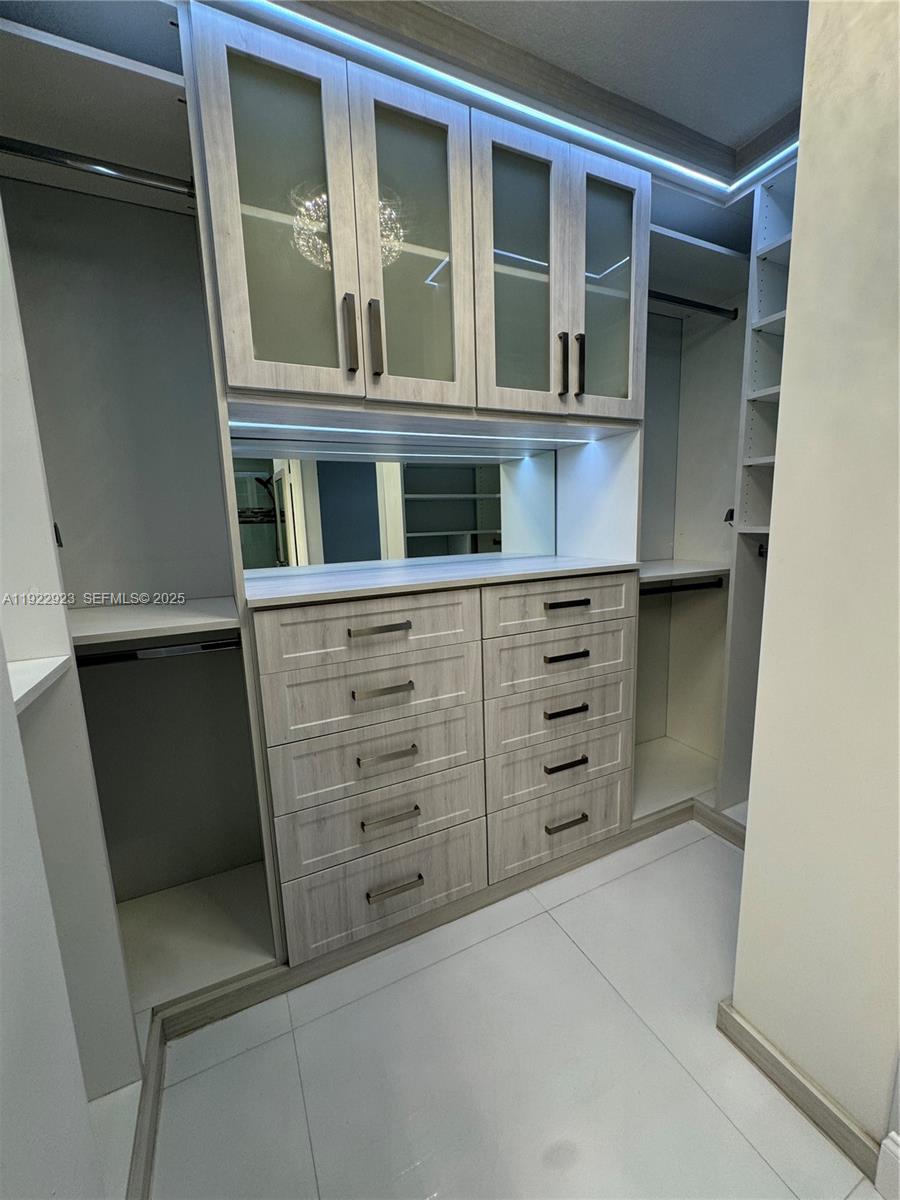 KARANDA VILLAGE V-B CONDO - Residential