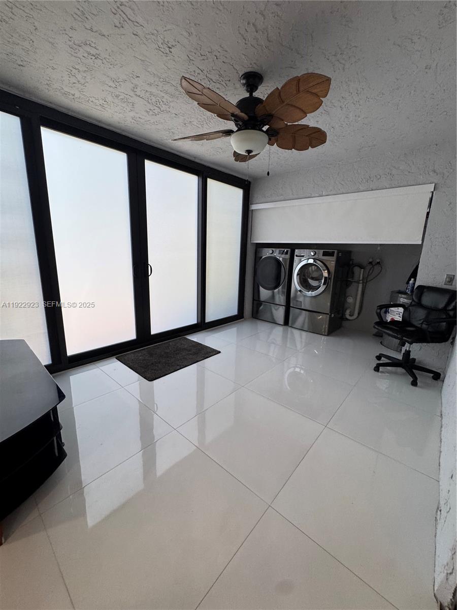 KARANDA VILLAGE V-B CONDO - Residential