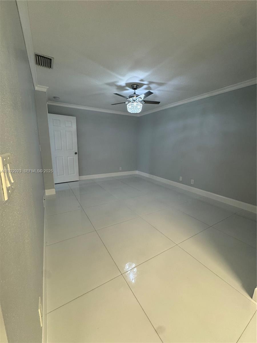 KARANDA VILLAGE V-B CONDO - Residential