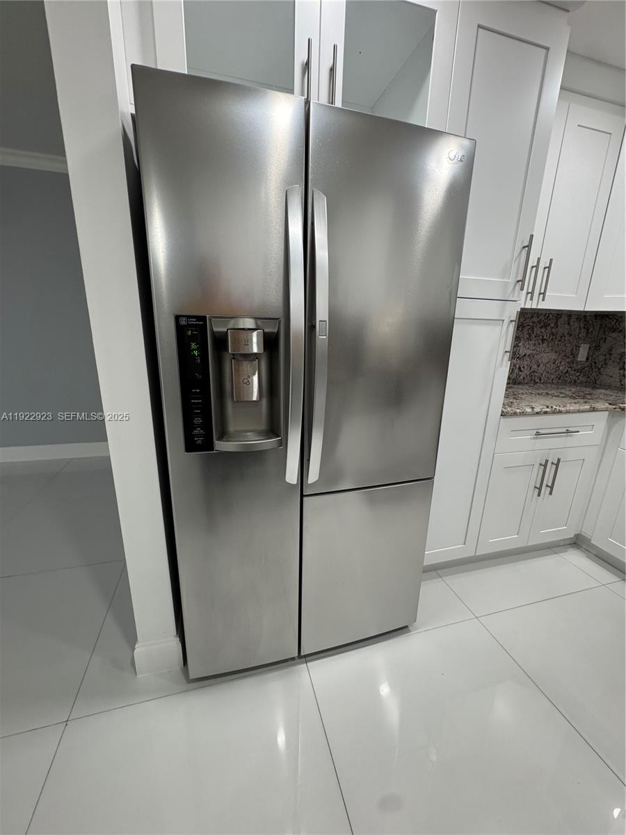 KARANDA VILLAGE V-B CONDO - Residential