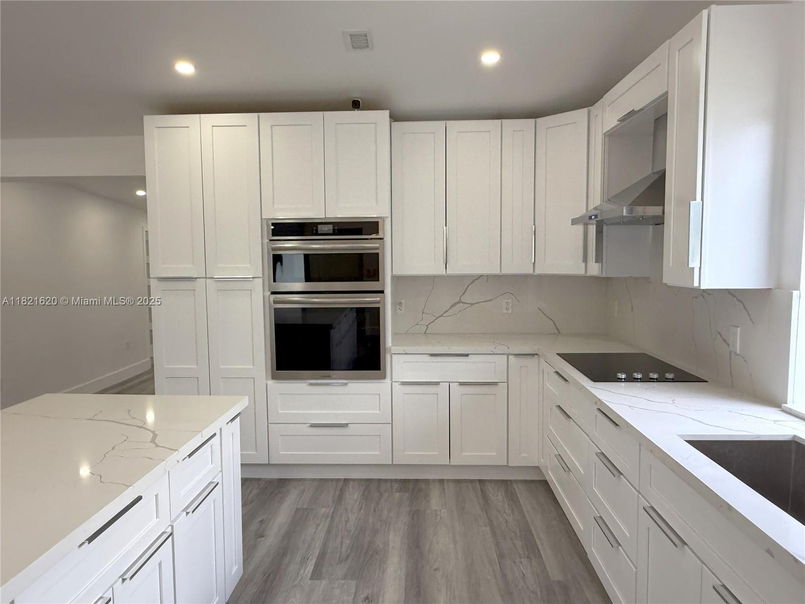 240 SW 55th Ave