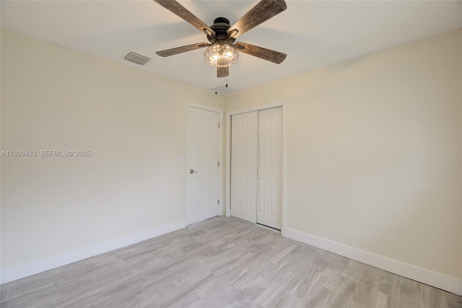 ORANGEBROOK GOLF ESTATES - Residential Lease