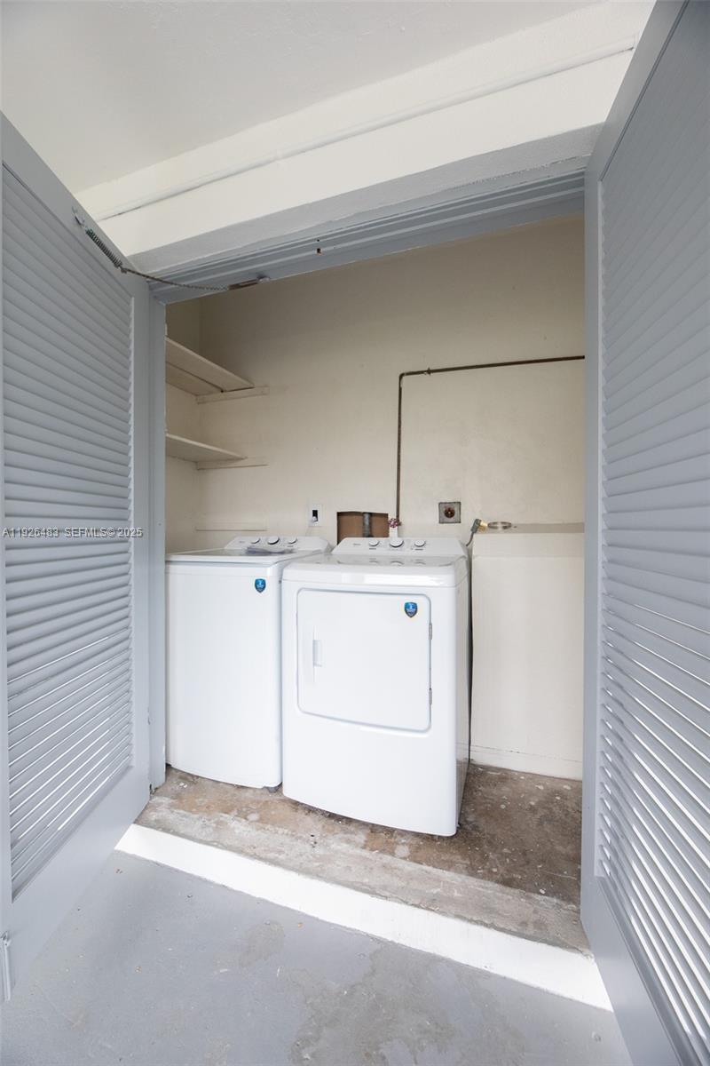 ORANGEBROOK GOLF ESTATES - Residential Lease