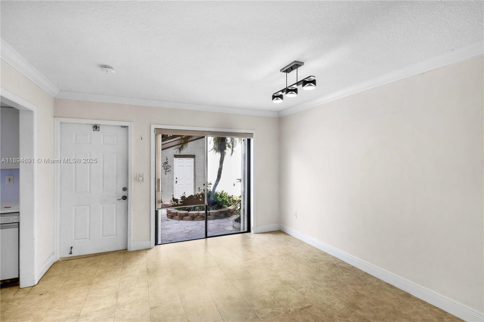 SABAL CHASE SEC 6 - Residential