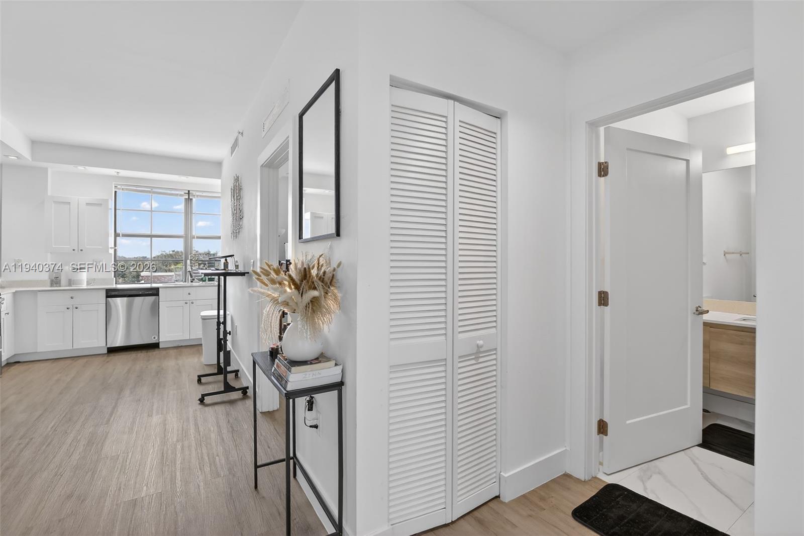 MAIN STREET LOFTS CONDO - Residential