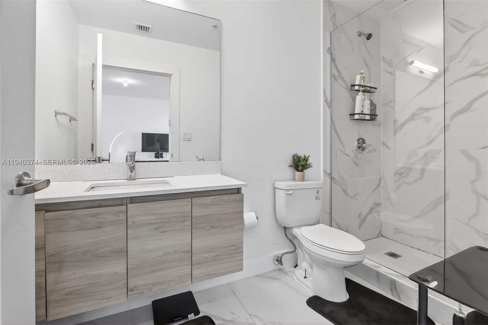 MAIN STREET LOFTS CONDO - Residential