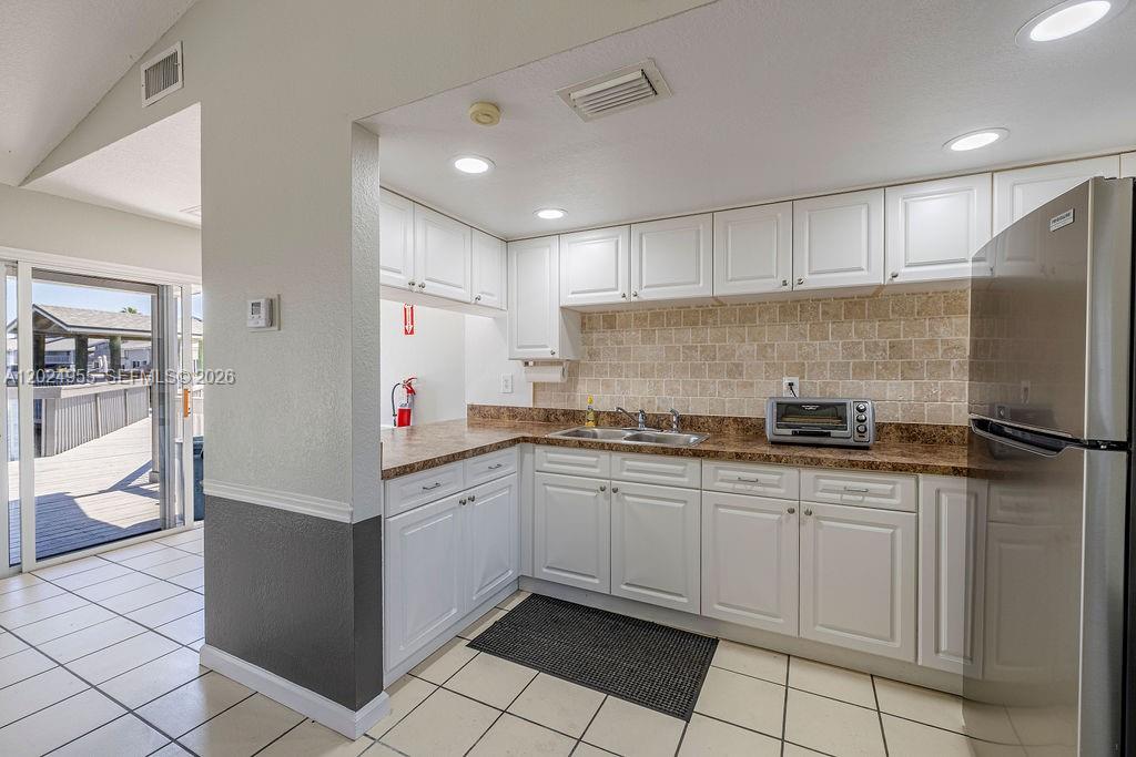 BREAKERS LANDING, A CONDO - Residential