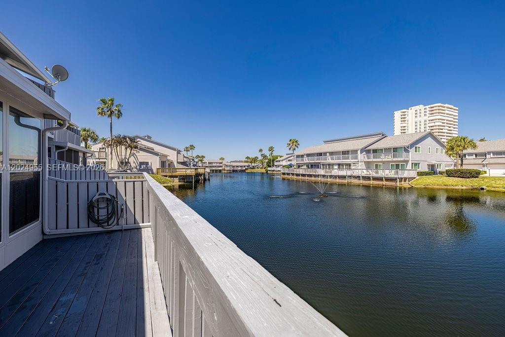 BREAKERS LANDING, A CONDO - Residential
