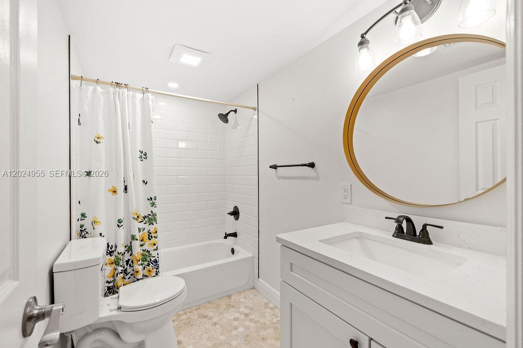 BREAKERS LANDING, A CONDO - Residential