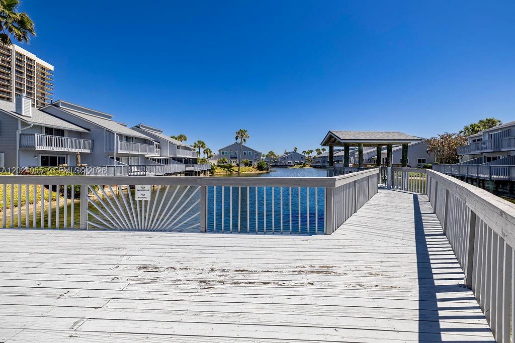 BREAKERS LANDING, A CONDO - Residential