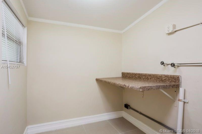 LAKE FOREST SEC 2 - Residential Lease