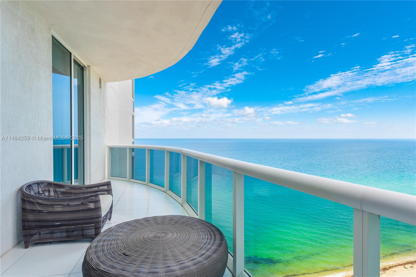 TDR TOWER III CONDO - Residential Lease