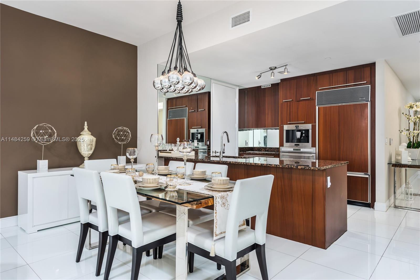 15811 Collins Ave 1702