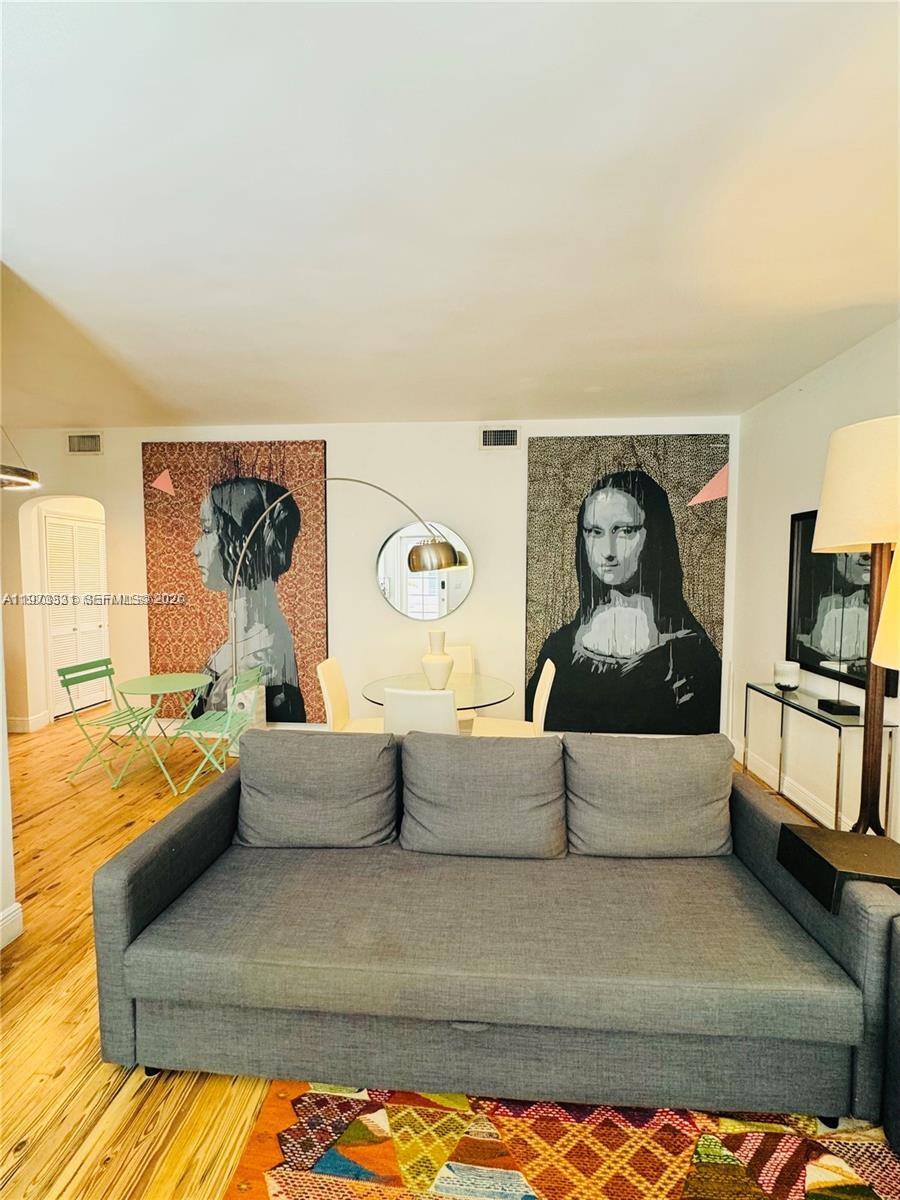 1755 Washington Ave 3C