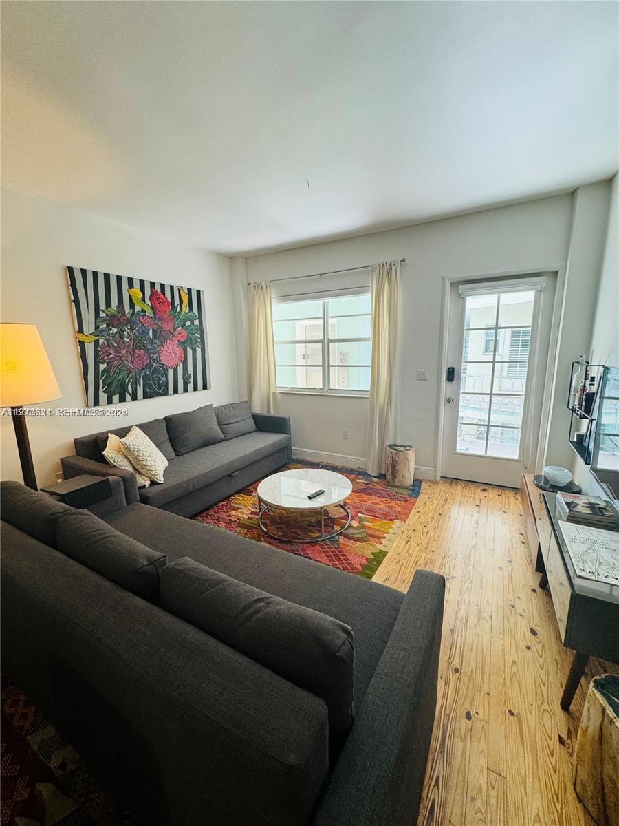 1755 Washington Ave 3C