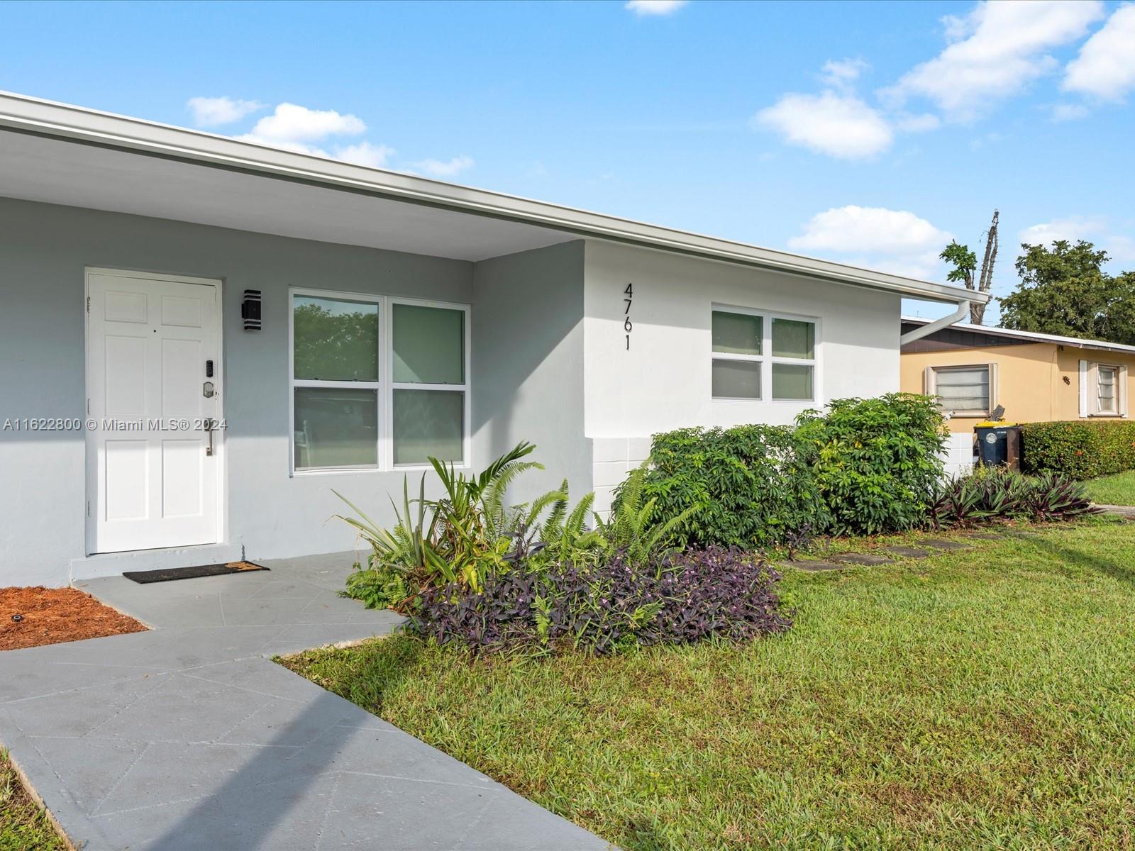 GOLD COAST TWIN VILLAS WE - Residential Income