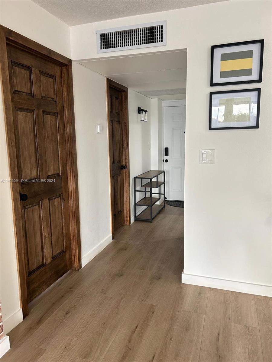 ROYAL PARK CONDO - Residential