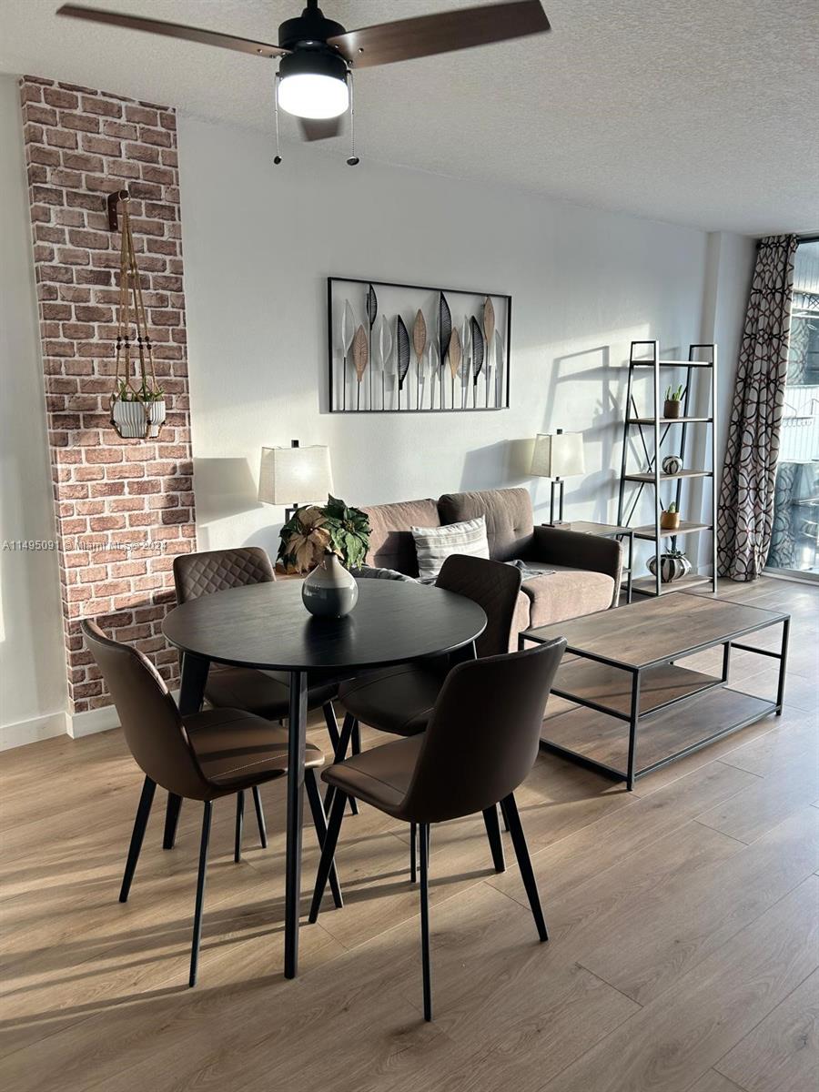 ROYAL PARK CONDO - Residential