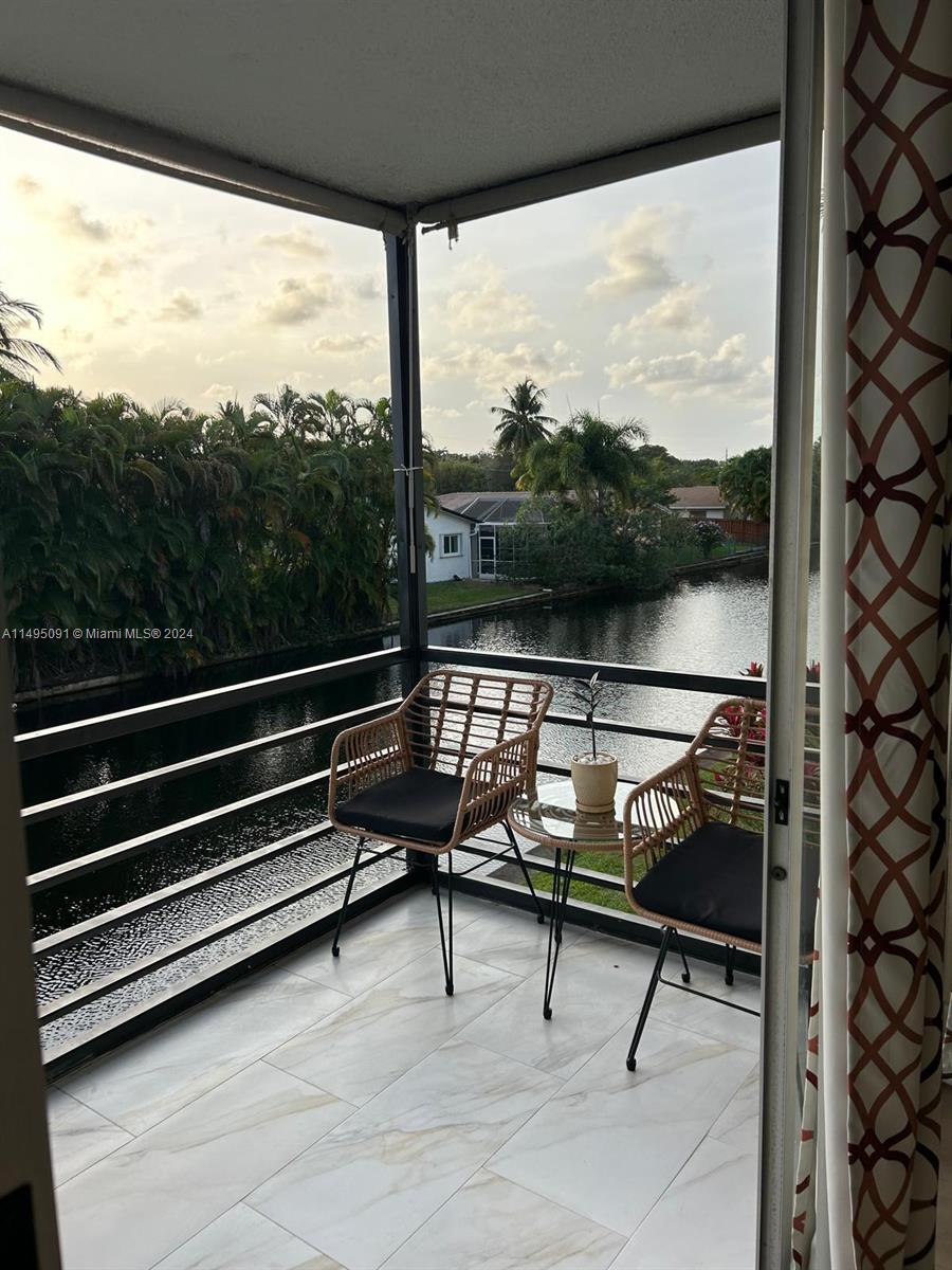 ROYAL PARK CONDO - Residential
