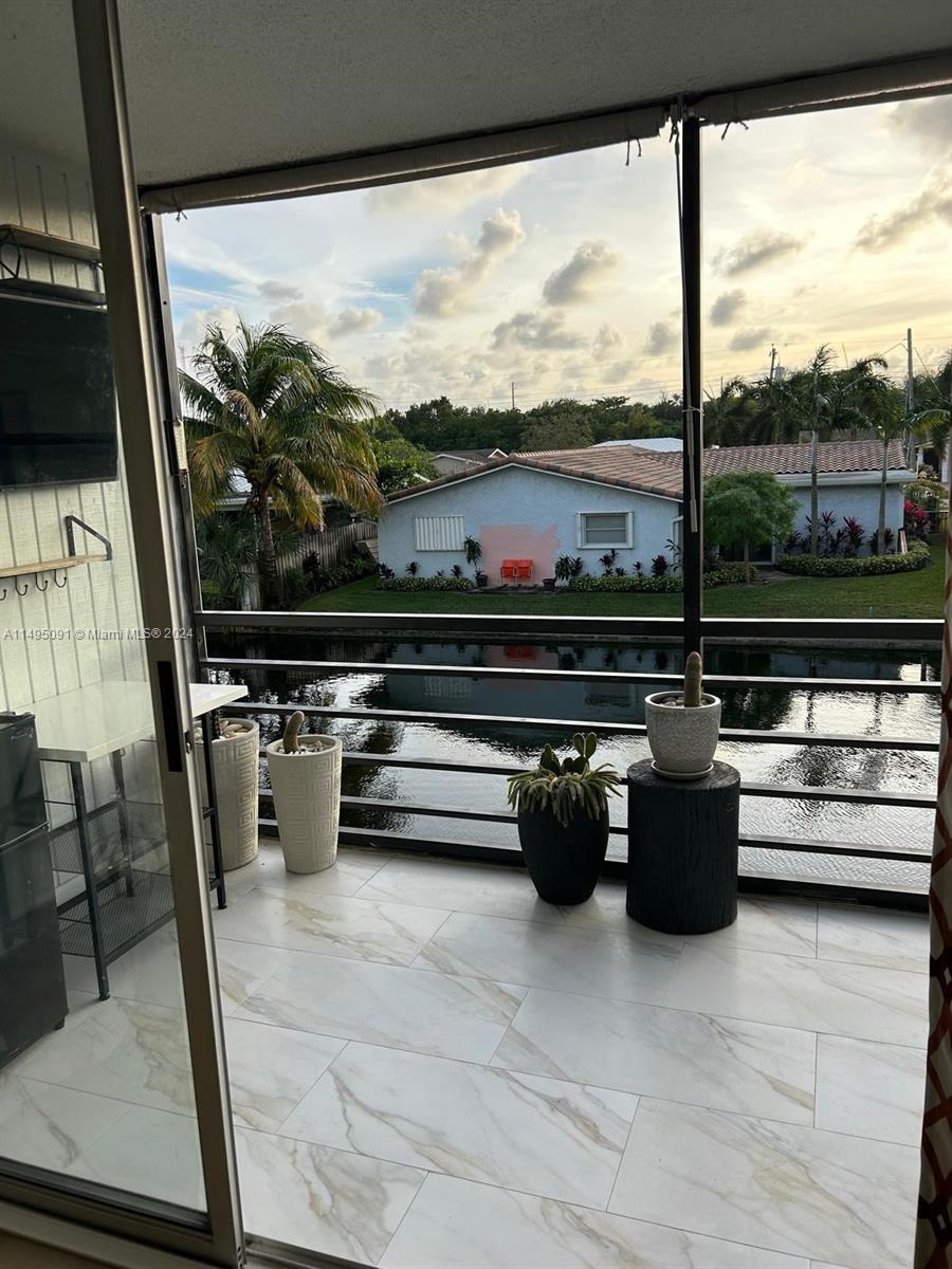 ROYAL PARK CONDO - Residential