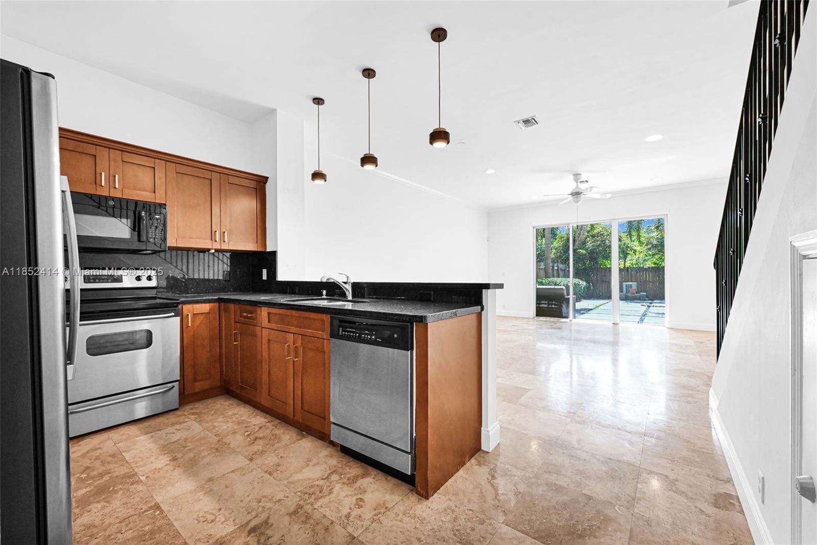 PROGRESSO - Residential Lease