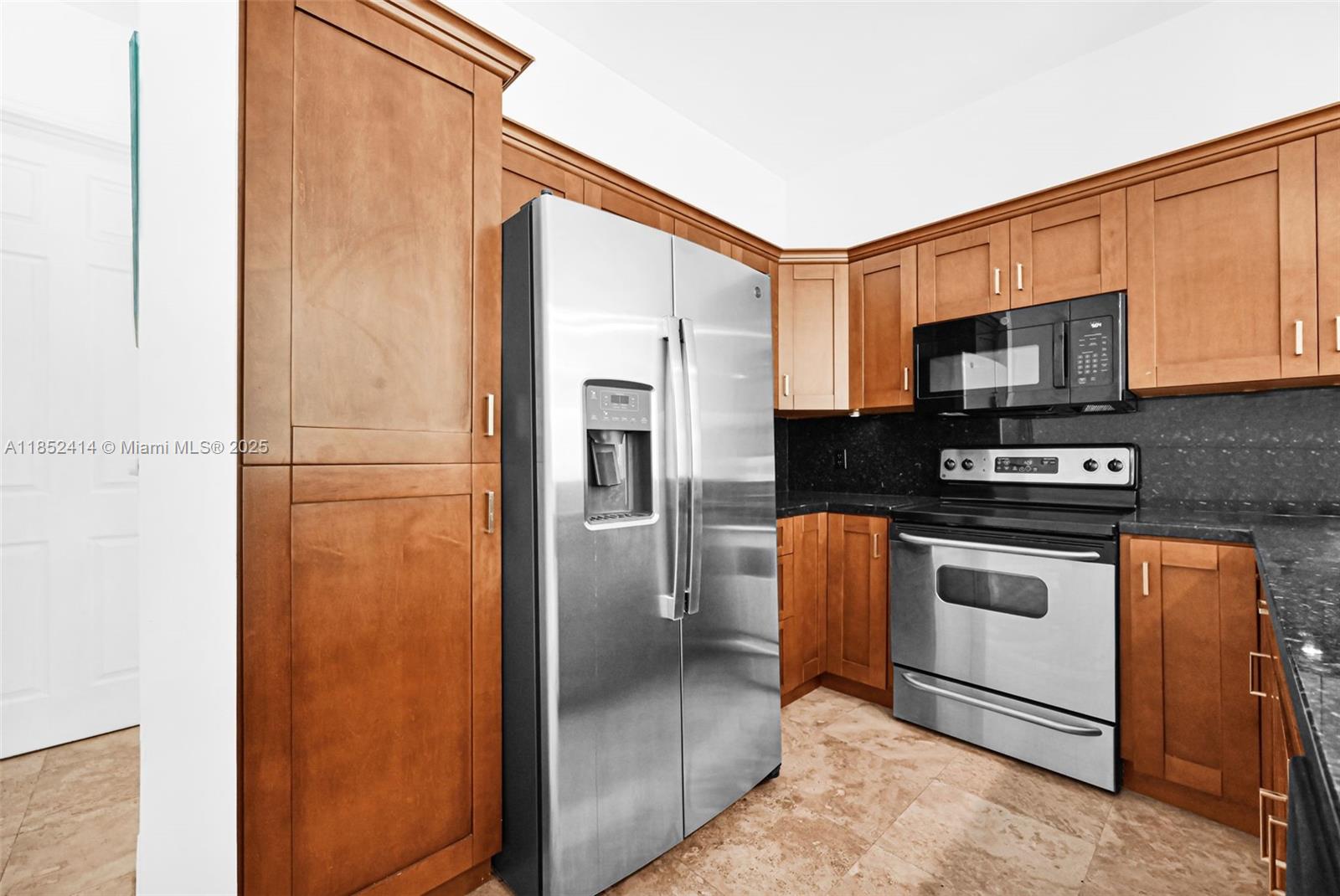 PROGRESSO - Residential Lease