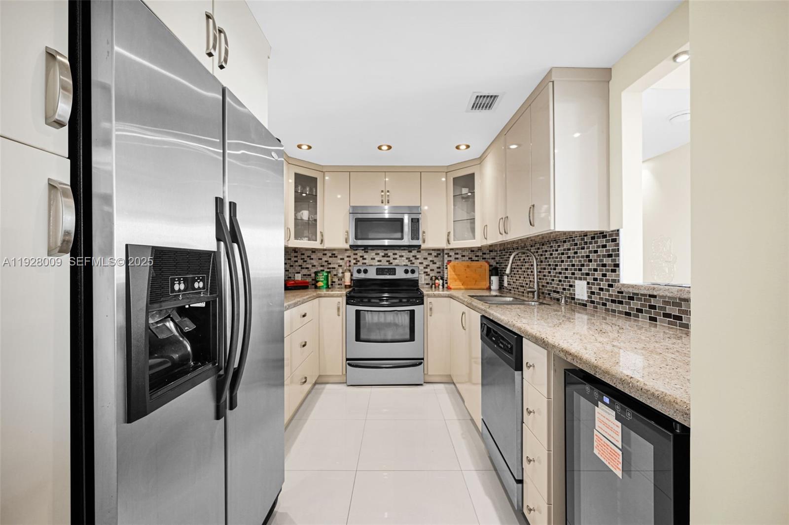 ARLEN HOUSE EAST CONDO - Residential Lease