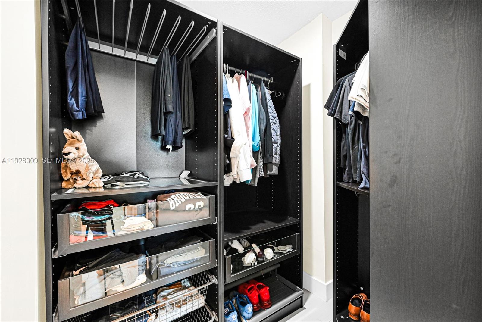 ARLEN HOUSE EAST CONDO - Residential Lease